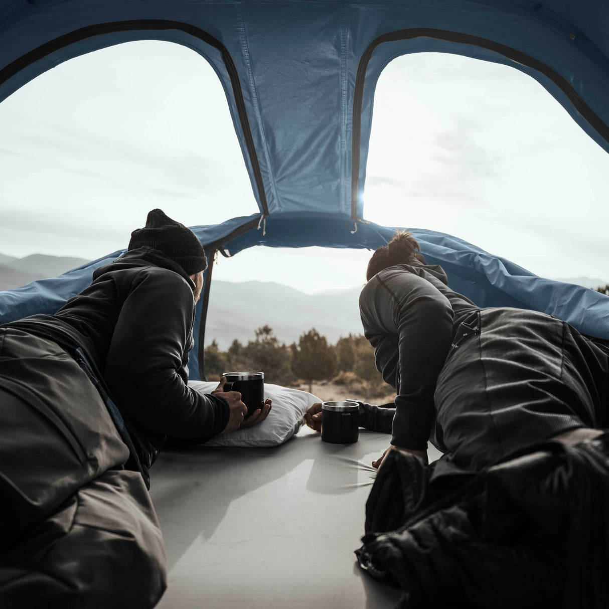 Thule Approach 2 M Rooftop Tents