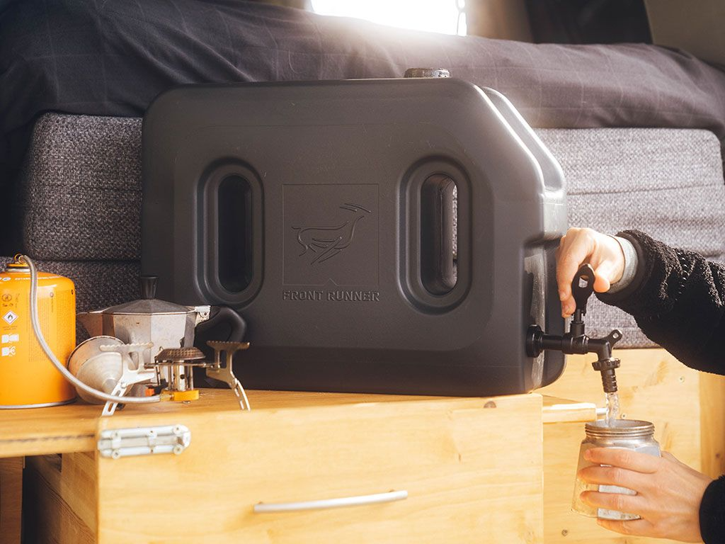 Front Runner Pro Water Tank With Tap / 20L Water Storage - Modula Racks