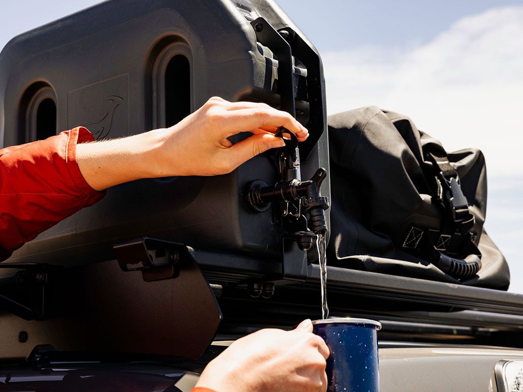 Front Runner Pro Water Tank With Mounting System | 20L Water Container - Modula Racks