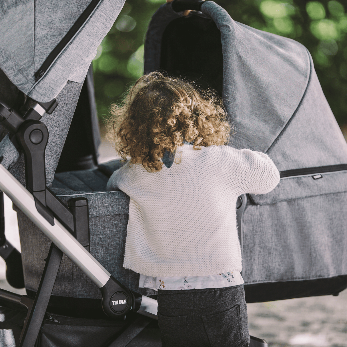 Thule Sleek Bassinet - 11000100 Stroller