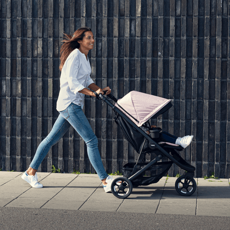 Thule Spring Leg Rest Stroller