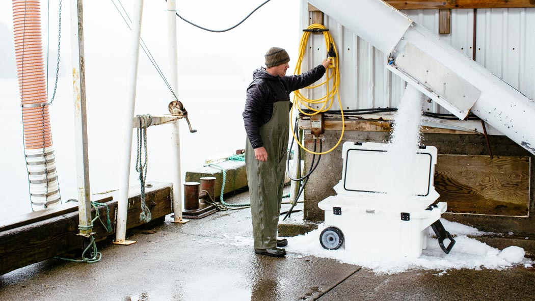 PELICAN 80QW Elite Wheeled Cooler Camp Kitchen