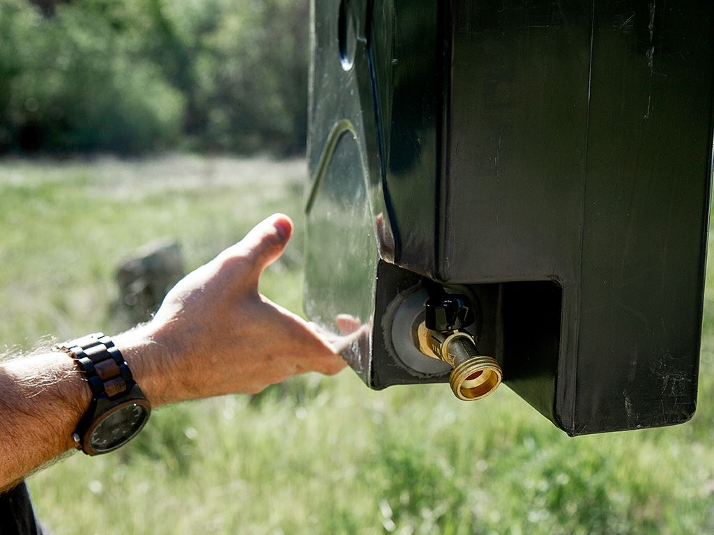 Front Runner Brass Tap Upgrade Water - Modula Racks